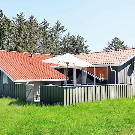 Holiday Home Lokken X Экстерьер фото
